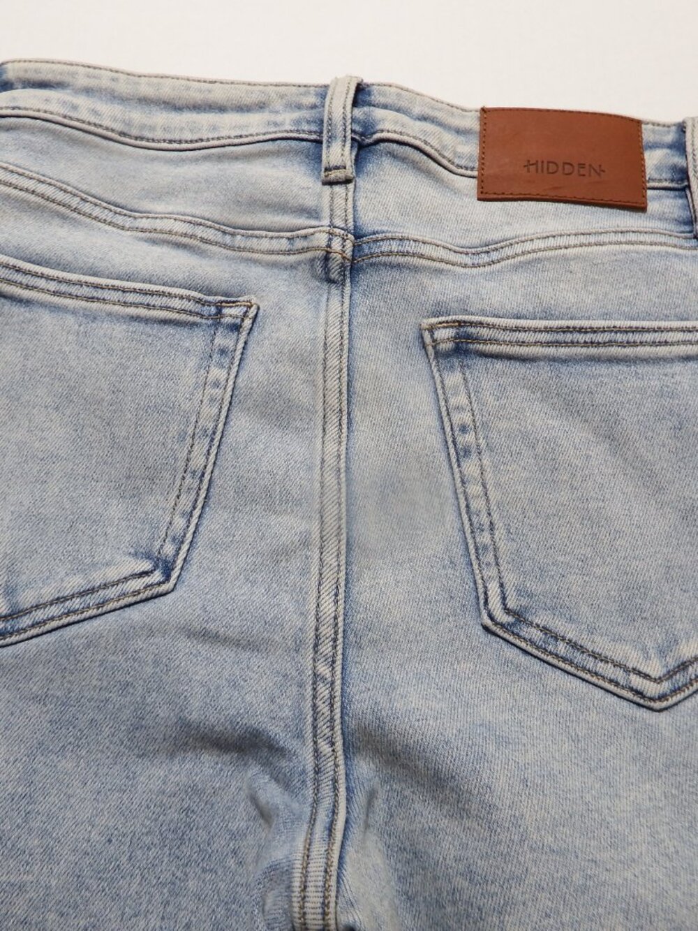 Jeans by Hidden, size 27, stone wash color - Picture 4 of 8